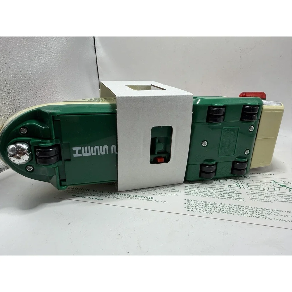 Hess Cruiser and Motorcycle Set 2001 NEW Vintage Green White w/ Box